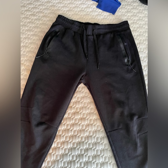 Black sweatpant joggers - Picture 2 of 11
